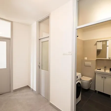 Florian Zadar Apartment *