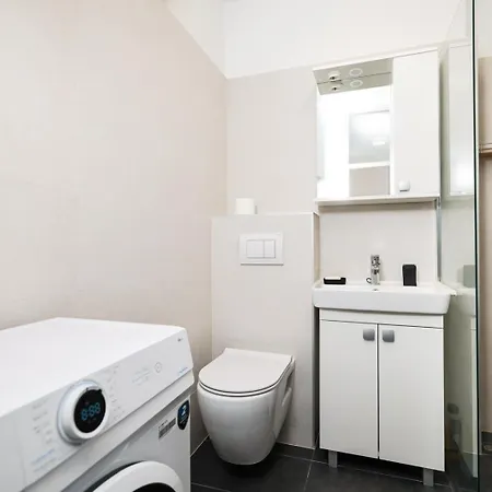 Florian Zadar Apartment